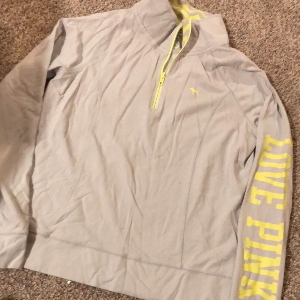 Women’s PINK Pullover
